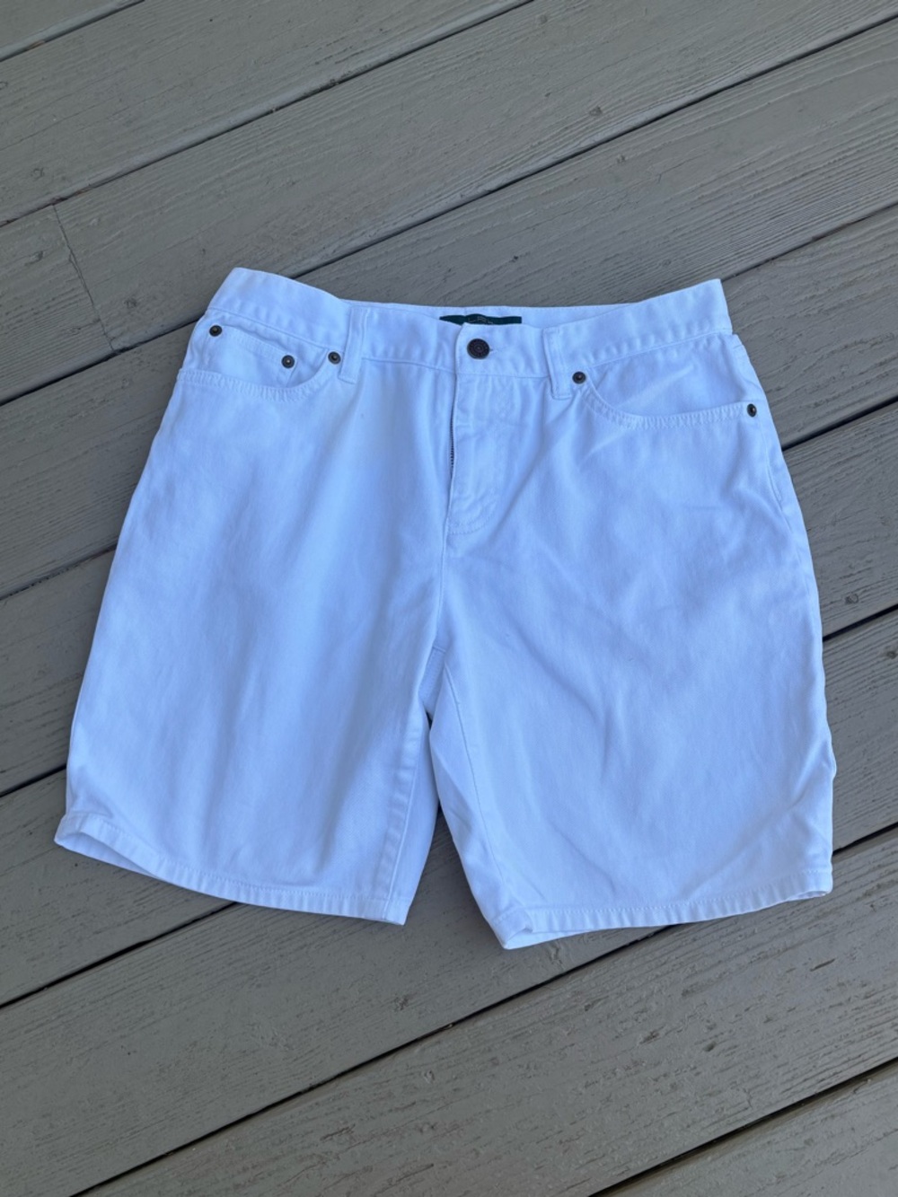 RALPH LAUREN JEAN CO. Woman’s White Denim Shorts, Size: 8P